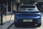 Peugeot 208 EV 100kW e-208 GT Line Turismo Exterior Toma de recarga 5 puertas
