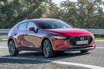 Mazda Mazda3 Gama Mazda3 5p 2019 5p Zenith Turismo Soul Red Crystal Exterior Frontal-Lateral 5 puertas