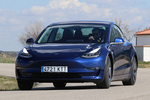 Tesla Model 3 AWD Bater&iacute;a de gran autonom&iacute;a Sesi&oacute;n fotogr&aacute;fica (marzo 2019) Turismo Azul oscuro metalizado Exterior Frontal-Lateral 4 puertas