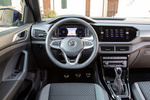 Volkswagen T-Cross 1.0 TSI 85 kW (116 CV) R Line Todo terreno Azul Arrecife metalizado Interior Salpicadero 5 puertas