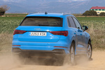 Audi Q3 35 TFSI S tronic S line (con S line interior) Todo terreno Azul Turbo Exterior Posterior-Lateral 5 puertas