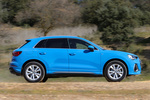 Audi Q3 35 TFSI S tronic S line (con S line interior) Todo terreno Azul Turbo Exterior Lateral 5 puertas