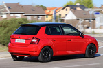 Skoda Fabia 1.0 TSI 70 kW (95 CV) 5p Style Turismo Rojo Fuego / Negro Magic efecto perla Exterior Posterior-Lateral 5 puertas