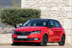 Skoda Fabia 1.0 TSI 70 kW (95 CV) 5p Style Turismo Rojo Fuego / Negro Magic efecto perla Exterior Frontal-Lateral 5 puertas