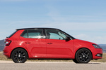 Skoda Fabia 1.0 TSI 70 kW (95 CV) 5p Style Turismo Rojo Fuego / Negro Magic efecto perla Exterior Lateral 5 puertas