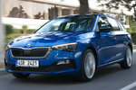 Skoda Scala 1.5 TSI 110 kW (150 CV) Gama Scala (2019) Turismo Azul Race Metalizado Exterior Frontal-Lateral 5 puertas