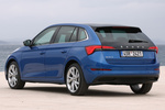 Skoda Scala 1.5 TSI 110 kW (150 CV) Gama Scala (2019) Turismo Azul Race Metalizado Exterior Posterior-Lateral 5 puertas