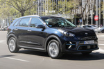 KIA Niro 150 kW (204 CV) bater&iacute;a 64 kWh e-Niro Drive Todo terreno Azul Gravity Exterior Lateral-Frontal 5 puertas