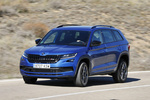 Skoda Kodiaq 2.0 TDI 176 kW (240 CV) DSG 4x4 RS (7 plazas) Todo terreno Azul Race Metalizado Exterior Lateral-Frontal 5 puertas