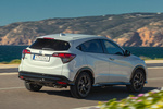 Honda HR-V 1.5 VTEC Turbo 134 KW (182 CV) CVT Sport Todo terreno Platinum White Pearl Exterior Posterior-Lateral 5 puertas