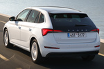 Skoda Scala 1.0 TSI 85 kW (115 CV) Style Turismo Blanco Luna Metalizado Exterior Posterior-Lateral 5 puertas