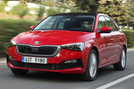 Skoda Scala 1.0 TSI 85 kW (115 CV) Style Turismo Rojo Velvet Metalizado Exterior Frontal-Lateral 5 puertas