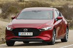 Mazda Mazda3 5p SKYACTIV-G 2.0 90 kW (122 CV) 5p Zenith Turismo Soul Red Crystal Exterior Frontal-Lateral 5 puertas