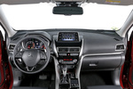 Mitsubishi Eclipse Cross  220 DI-D 8AT 4WD Kaiteki Todo terreno Interior Salpicadero 5 puertas