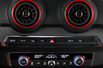 Audi Q2 SQ2 TFSI quattro S tronic SQ2 Todo terreno Interior Mandos salpicadero 5 puertas