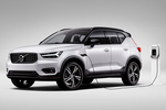 Volvo XC40 T5 TwEn R-Design Todo terreno Crystal White Metallic  Exterior Frontal-Lateral 5 puertas