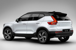 Volvo XC40 T5 TwEn R-Design Todo terreno Crystal White Metallic  Exterior Posterior-Lateral 5 puertas
