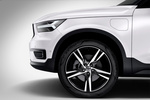 Volvo XC40 T5 TwEn R-Design Todo terreno Crystal White Metallic  Exterior Llanta 5 puertas