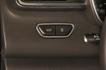 Renault KADJAR TCe GPF 103 kW (140 CV) Zen Todo terreno Verde Oliva Interior Mandos salpicadero 5 puertas