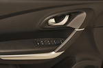 Renault KADJAR TCe GPF 103 kW (140 CV) Zen Todo terreno Verde Oliva Interior Mandos elevalunas 5 puertas