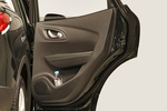 Renault KADJAR TCe GPF 103 kW (140 CV) Zen Todo terreno Verde Oliva Interior Puerta 5 puertas