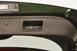 Renault KADJAR TCe GPF 103 kW (140 CV) Zen Todo terreno Verde Oliva Interior Tirador port&oacute;n del maletero 5 puertas