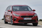 KIA ceed 1.0 T-GDi 88 kW (120 CV) Ceed Tourer Tech Turismo familiar Infra Red Exterior Frontal-Lateral 5 puertas