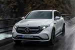 Mercedes-Benz EQC 400 4MATIC AMG Line Todo terreno Blanco Diamante Metalizado Exterior Lateral-Frontal 5 puertas