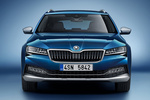 Skoda Superb Scout Combi Scout Turismo familiar Azul Race Metalizado Exterior Frontal 5 puertas