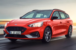 Ford Focus Sportbreak ST 2.3 EcoBoost 280 CV  Sportbreak ST Turismo familiar Rojo Race Exterior Frontal-Lateral 5 puertas