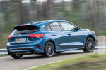 Ford Focus  5p ST 2.3 EcoBoost 206 kW (280 CV)  5p ST Turismo Azul Performance ST Exterior Posterior-Lateral 5 puertas