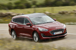 Ford Focus Sportbreak 1.5 EcoBoost 110 kW (150 CV) Aut. 8 vel. Sportbreak Vignale Turismo familiar Rojo Rub&iacute; Exterior Frontal-Lateral 5 puertas