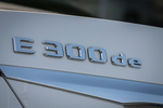 Mercedes-Benz Clase E E 300 de Berlina Gama Clase E Turismo Exterior Detalle 4 puertas
