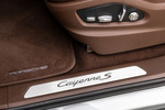 Porsche Cayenne Cayenne S Coup&eacute; Cayenne S Coup&eacute; Todo terreno Plata Dolomita Metalizado Interior Detalle 5 puertas