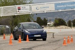 Tesla Model 3 AWD Bater&iacute;a de gran autonom&iacute;a Maniobra de esquiva (moose test) y eslalon (mayo 2019) Turismo Azul oscuro metalizado Exterior Maniobra de Esquiva 4 puertas