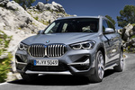 BMW X1 xDrive 25i xLine Todo terreno Storm Bay Exterior Lateral-Frontal 5 puertas