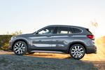 BMW X1 xDrive 25i xLine Todo terreno Storm Bay Exterior Lateral 5 puertas