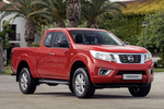 Nissan NP300 Navara King Club 2.3 dCi 160 CV Gama Navara Pick up Rojo s&oacute;lido Exterior Lateral-Frontal 4 puertas