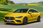 Mercedes-Benz CLA 35 4MATIC Shooting Brake AMG 35 4MATIC Shooting Brake Turismo familiar Amarillo Solar Exterior Lateral-Frontal 5 puertas