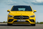 Mercedes-Benz CLA 35 4MATIC Shooting Brake AMG 35 4MATIC Shooting Brake Turismo familiar Amarillo Solar Exterior Frontal 5 puertas