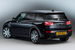 MINI MINI Clubman Cooper Cooper Turismo MINI YOURS Enigmatic Black metalizado Exterior Posterior-Lateral 5 puertas