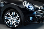MINI MINI Clubman Cooper Cooper Turismo MINI YOURS Enigmatic Black metalizado Exterior Faro 5 puertas