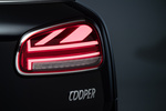 MINI MINI Clubman Cooper Cooper Turismo MINI YOURS Enigmatic Black metalizado Exterior Pilotos 5 puertas