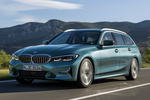 BMW Serie 3 Gama Serie 3 Touring Touring Luxury Line Turismo familiar Azul Metalizado Ridge Mountain Exterior Lateral-Frontal 5 puertas