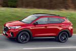 Hyundai Tucson 2.0 CRDi 136 kW (185 CV) 48V 4x4 AT N Line X Todo terreno Engine Red Exterior Lateral 5 puertas