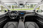 Toyota Camry 220H Luxury Turismo Interior Salpicadero 4 puertas