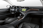 Toyota Camry 220H Luxury Turismo Interior Salpicadero 4 puertas