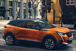 Peugeot 2008 PureTech 155 S/S EAT8 GT Todo terreno Naranja Fusi&oacute;n Exterior Lateral-Frontal 5 puertas