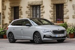 Skoda Scala 1.5 TSI 110kW (150 CV) DSG First Edition Turismo Gris acero Exterior Lateral-Frontal 5 puertas