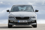 Skoda Scala 1.5 TSI 110kW (150 CV) DSG First Edition Turismo Gris acero Exterior Frontal 5 puertas